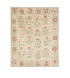 OKA, Banaras Silk Rug 305x244cm - Natural/Apricot, Rug - thumbnail 2