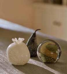 OKA, Castellaneta Glass Pomegranate - White, Ornament - thumbnail 1