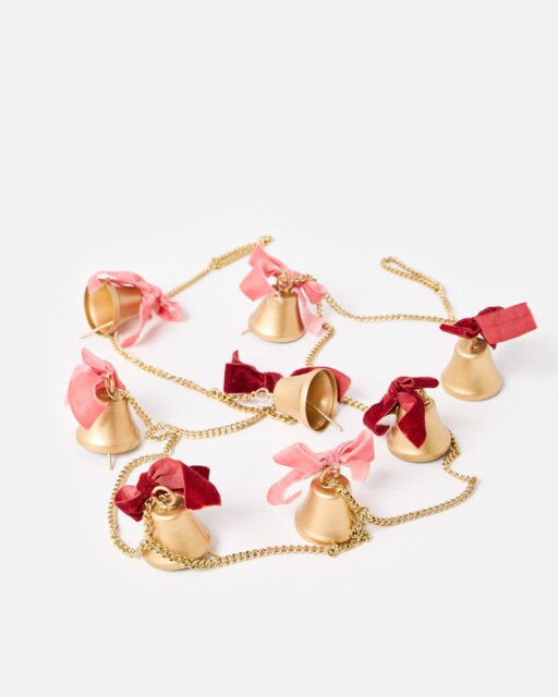 Bell & Velvet Bow Christmas Garland