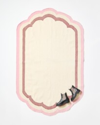 Pink Scalloped Border Large Rug 220x140cm