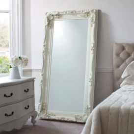 Gallery Interiors Carved Louis Leaner Mirror in Cream - thumbnail 3