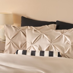 OHS Diamond Pintuck Pinch Pleat Duvet Set, Natural - King - thumbnail 3