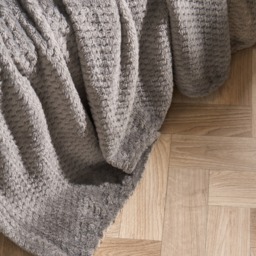 OHS Waffle Fleece Throw, Mid Grey - 125 x 150cm - thumbnail 2