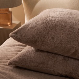 OHS Teddy Fleece Pillowcases - Natural - thumbnail 3