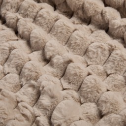 OHS Thick Faux Fur Waffle Throw - Natural - thumbnail 4