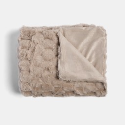 OHS Thick Faux Fur Waffle Throw - Natural - thumbnail 2