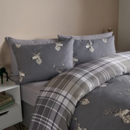 OHS Stag Checkered Reversible Duvet Set, Charcoal - King - thumbnail 4