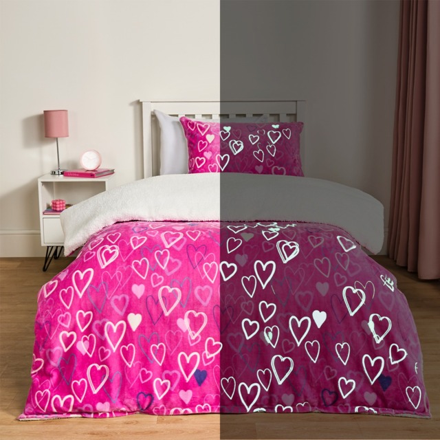 OHS Heart Printed Glow In The Dark Duvet Set, Pink - Double - image 1