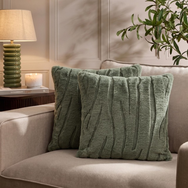 OHS 2-Pack Carved Faux Fur Cushion Covers, Woodland Green - 45 x 45 cm - image 1