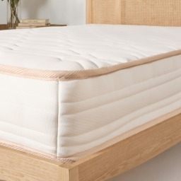 OHS Extra Comfort Memory Foam Spring Mattress, White/Natural Trim - Double - thumbnail 3