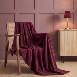 OHS Plain Fleece Throw, Burgundy - 150 x 200cm