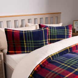 OHS Oxford Check Fleece Duvet Set, Red - Single - thumbnail 3