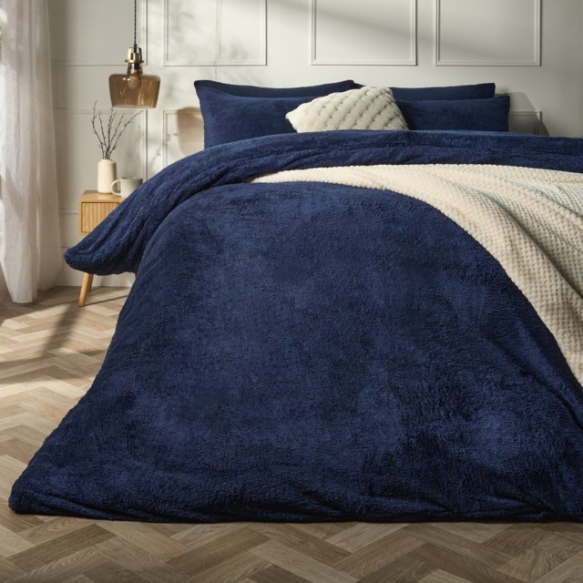 OHS Teddy Fleece Duvet Cover Set, Navy - Single - image 1