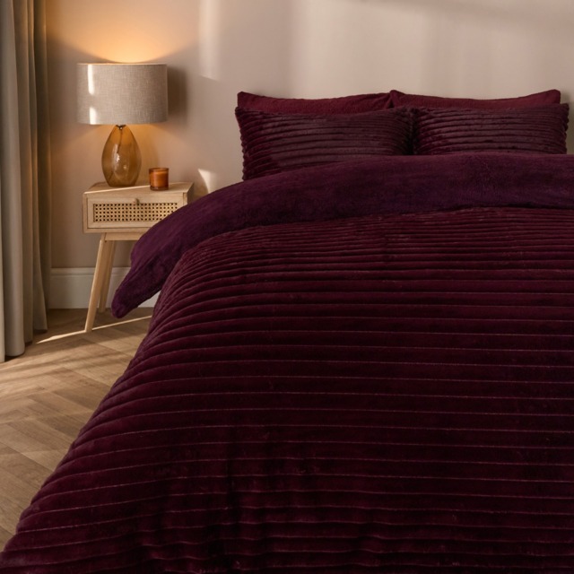 OHS Ribbed Faux Fur Duvet Cover Set, Burgundy - King - image 1