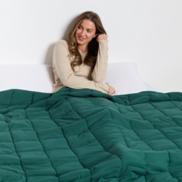 OHS Supersoft Weighted Blanket, Forest Green - 10kg - thumbnail 2
