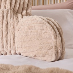 OHS Ribbed Faux Fur Cuddle Cushion with Heatable Pocket - Stone - thumbnail 4
