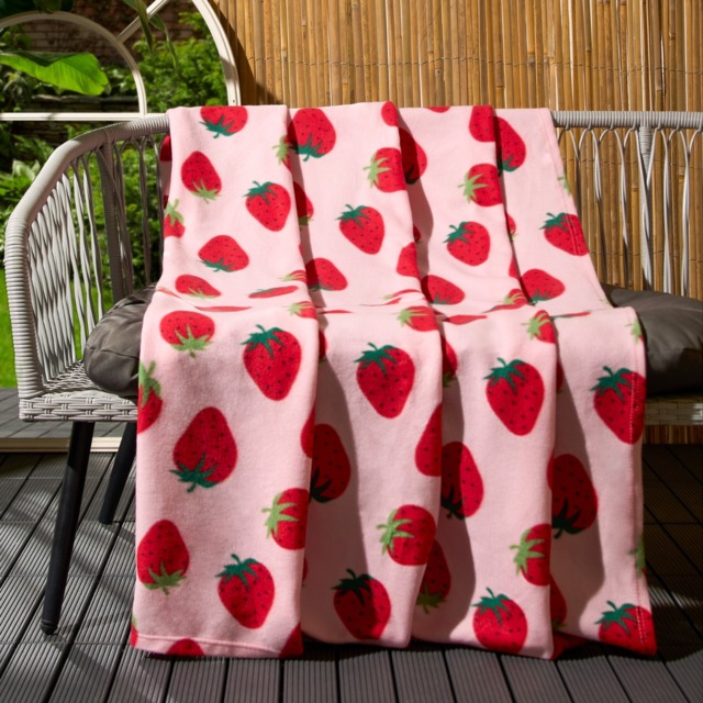 OHS Strawberry Print Fleece Throw - Pink - image 1