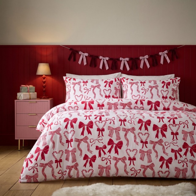 OHS Bow Print Brushed Cotton Flannelette Duvet Cover Set, White/Red - King - image 1