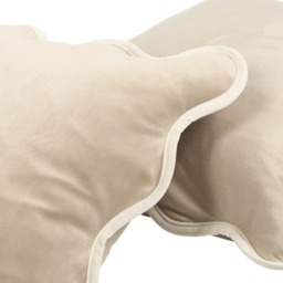 OHS 2 Pack Matte Velvet Scallop Edge Cushion Covers, 45 x 45cm - Natural/Cream - thumbnail 4