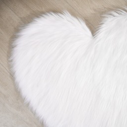 OHS Faux Sheepskin Heart Rug - White - thumbnail 3