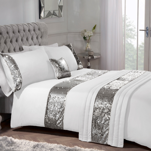 OHS Mermaid Sequin Duvet Cover Runner Complete Bed in Bag, White/Silver - Super King
