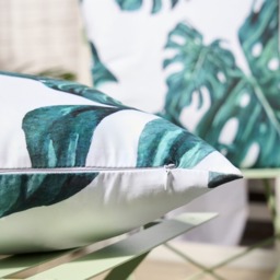 OHS 4 Pack Indoor/Outdoor Tropical Print Cushion Covers with Cushion Pads - Green/White - thumbnail 3
