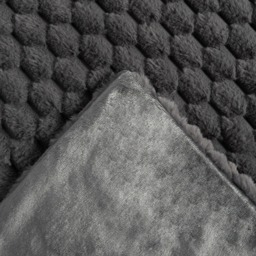 OHS Thick Faux Fur Waffle Throw, Charcoal - 160 x 200cm - thumbnail 5
