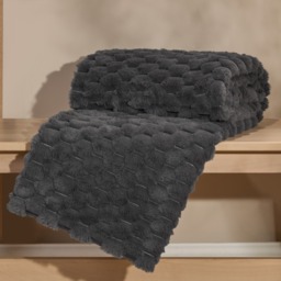 OHS Thick Faux Fur Waffle Throw, Charcoal - 160 x 200cm - thumbnail 3