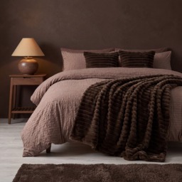 OHS Faux Fur Thick Ribbed Throw, Chocolate - 125 x 150cm - thumbnail 1