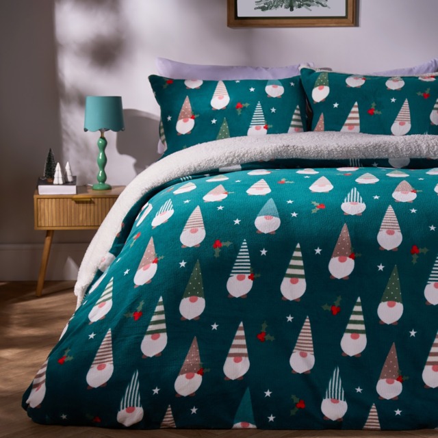 OHS Gonk Fleece Duvet Cover Set, Green - Double - image 1