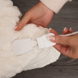 OHS Heated Cable Knit Electric Blanket - Cream - thumbnail 5