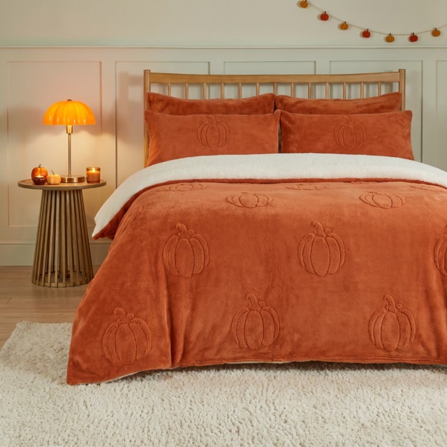 OHS Tufted Pumpkin Teddy Duvet Set, Rust - Double - image 1