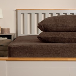 OHS Teddy Fleece Fitted Sheet, Chocolate - Single - thumbnail 3