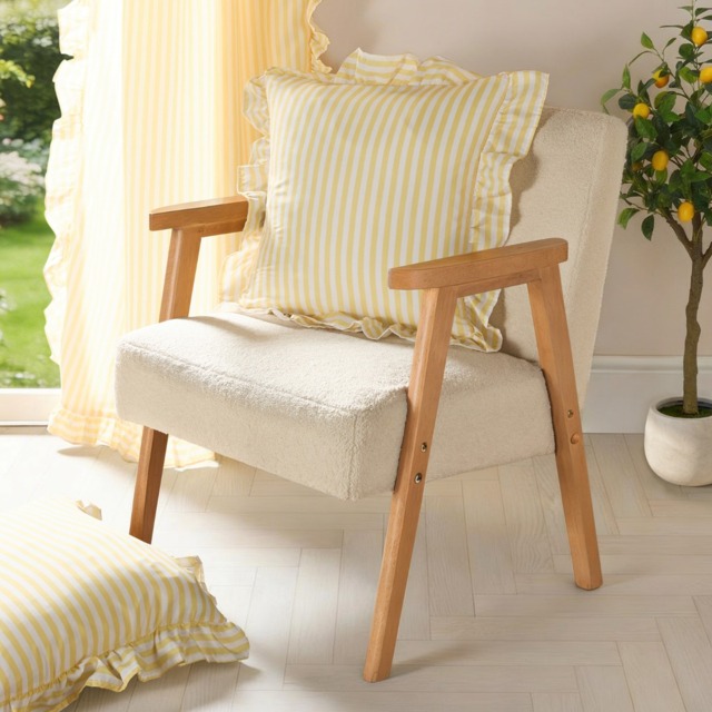 OHS 4 Pack Stripe Print Frill Cushion Covers with Cushion - Lemon - image 1