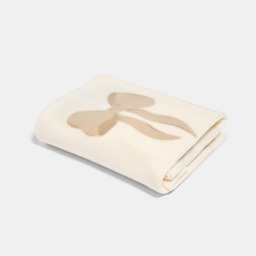 OHS Bow Print Fleece Throw, Cream/Natural - 120 x 150cm - thumbnail 3