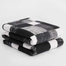 OHS Tartan Check Fleece Throw, Monochrome - 120 x 150cm - thumbnail 2