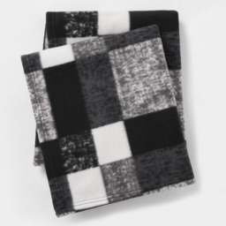 OHS Tartan Check Fleece Throw, Monochrome - 120 x 150cm - thumbnail 3