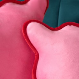 OHS 2 Pack Matte Velvet Scallop Edge Cushion Covers, 45 x 45cm - Pink/Red - thumbnail 2
