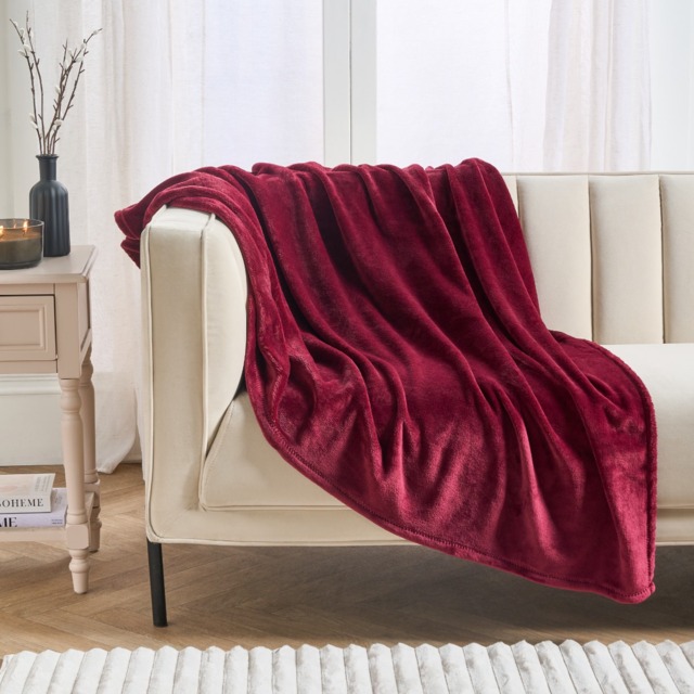 OHS Supersoft Throw, Burgundy - 120 x 150cm - image 1
