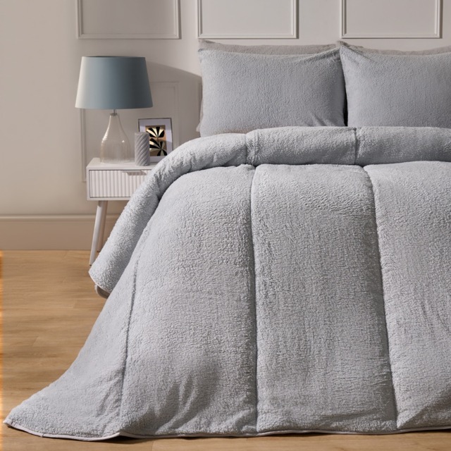 OHS Teddy Coverless 10.5 Duvet & Pillowcase, Silver - Single - image 1