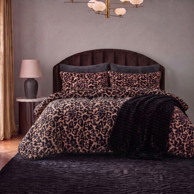 OHS Leopard Print Teddy Coverless 10.5 Tog Duvet Set, Natural - King - image 1