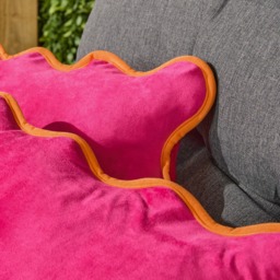 OHS 4 Pack Matte Velvet Scallop Edge Cushion Covers with Cushion - Hot Pink/Orange - thumbnail 2