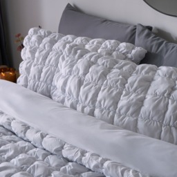 OHS Quilted Seersucker Duvet Cover Set, White - King - thumbnail 3