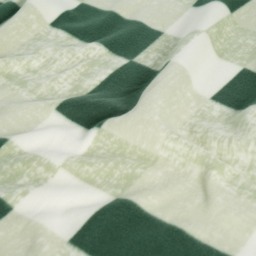 OHS Tartan Check Fleece Throw, Forest Green - 150 x 200cm - thumbnail 5