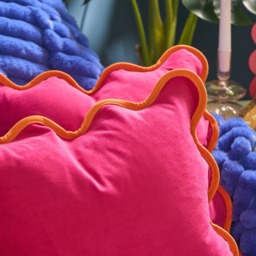 OHS 4 Pack Matte Velvet Scallop Edge Cushion Covers - Hot Pink/Orange - thumbnail 4