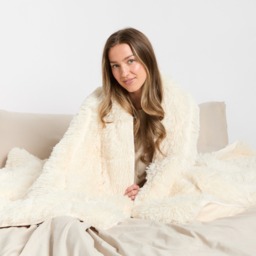 OHS Fluffy Faux Fur Weighted Blanket, Cream - 8kg