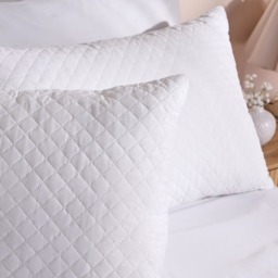 OHS Twin Pack Memory Foam Pillows - White - thumbnail 3