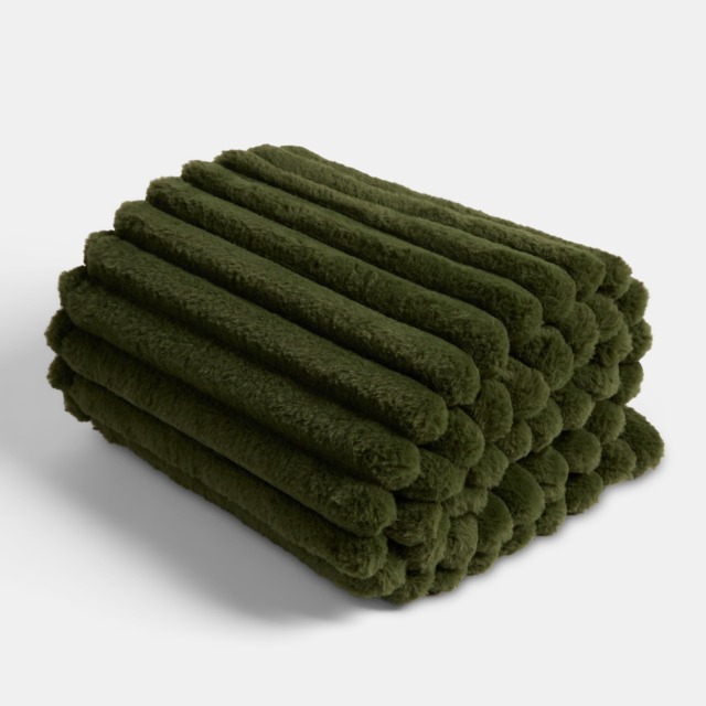 OHS Faux Fur Thick Ribbed Throw, Woodland Green - 150 x 200cm - image 1
