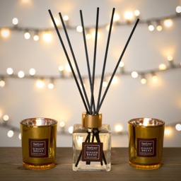 Starlytes Christmas Reed Diffuser & Scented Candle Set - Gingerbread - thumbnail 3