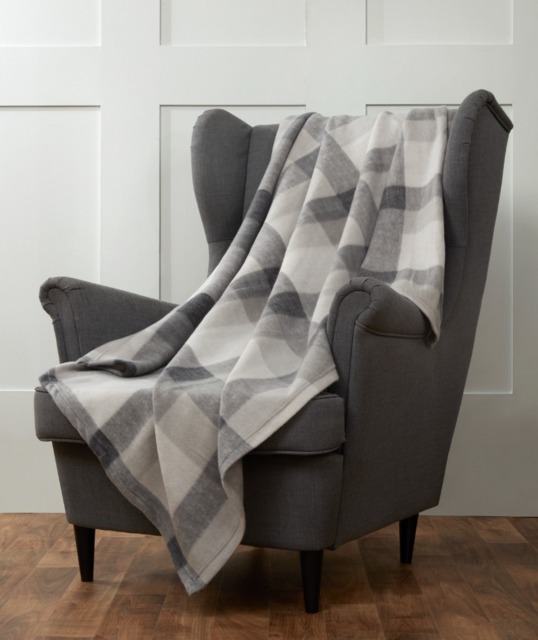OHS Tartan Check Fleece Throw, Grey - 150 x 200cm - image 1